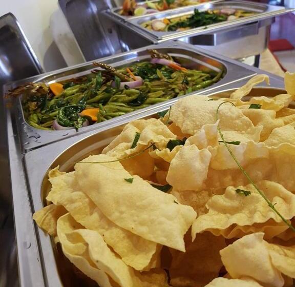 هتل Serendib Hill