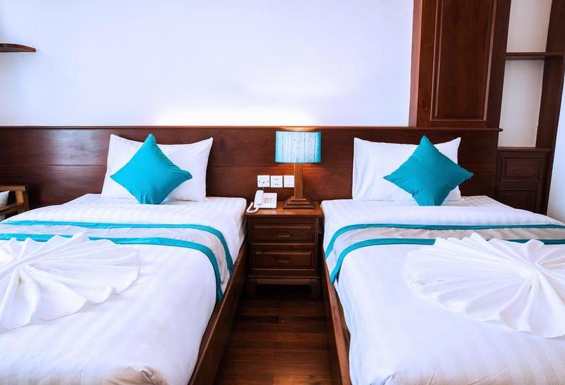 בית מלון כפרי The Palm Bay Resort