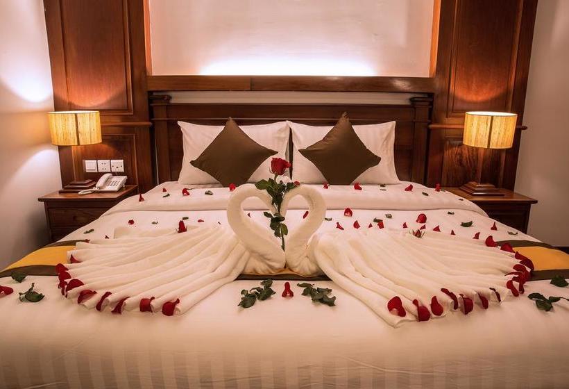 בית מלון כפרי The Palm Bay Resort