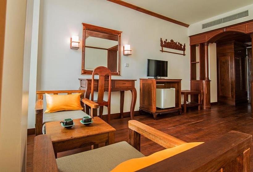 בית מלון כפרי The Palm Bay Resort