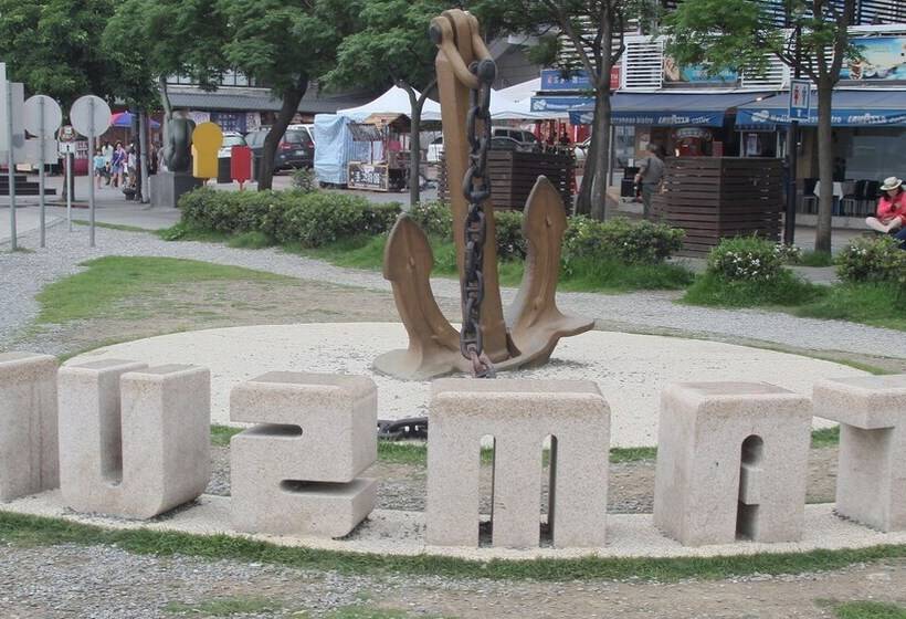 Tourist Bunny Hostel