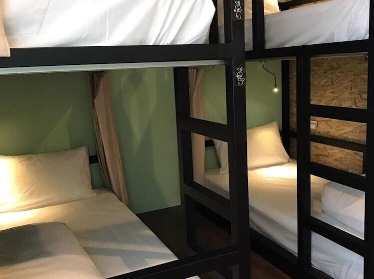 Tourist Bunny Hostel