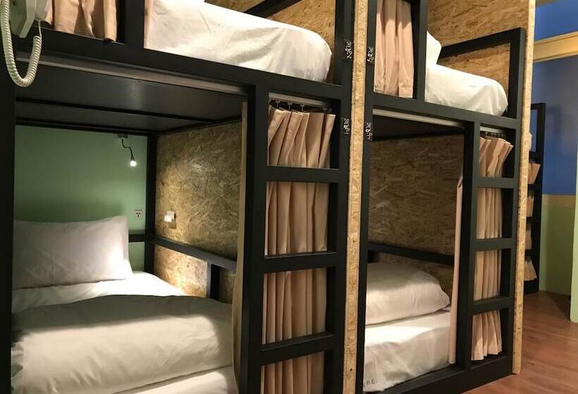 Tourist Bunny Hostel