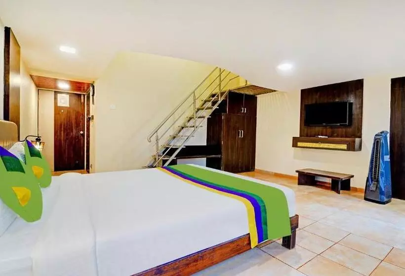 Treebo Vhyomaan Resort