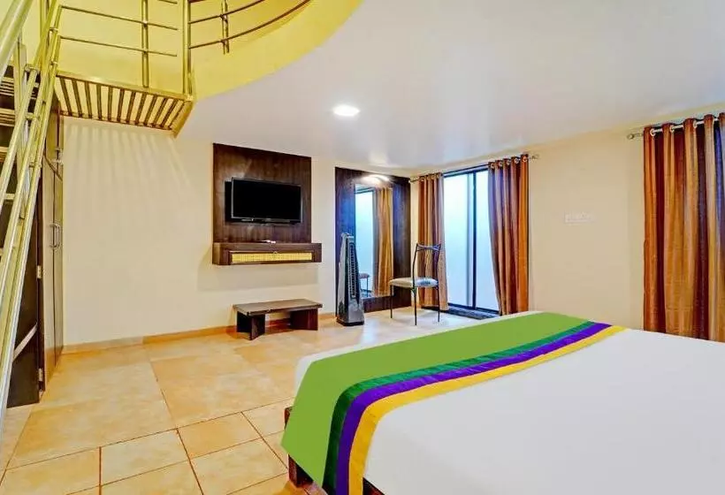 Treebo Vhyomaan Resort