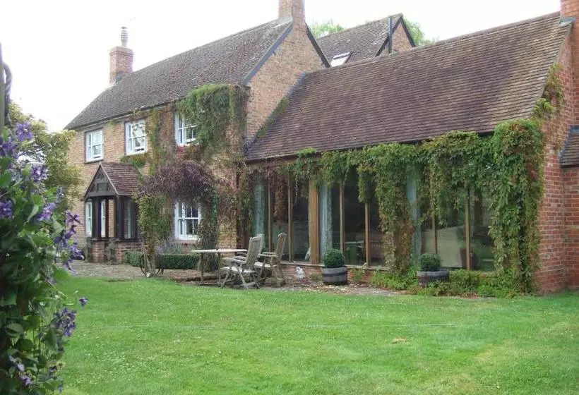 Aamiaismajoitus (B&B) Lime Trees Farm