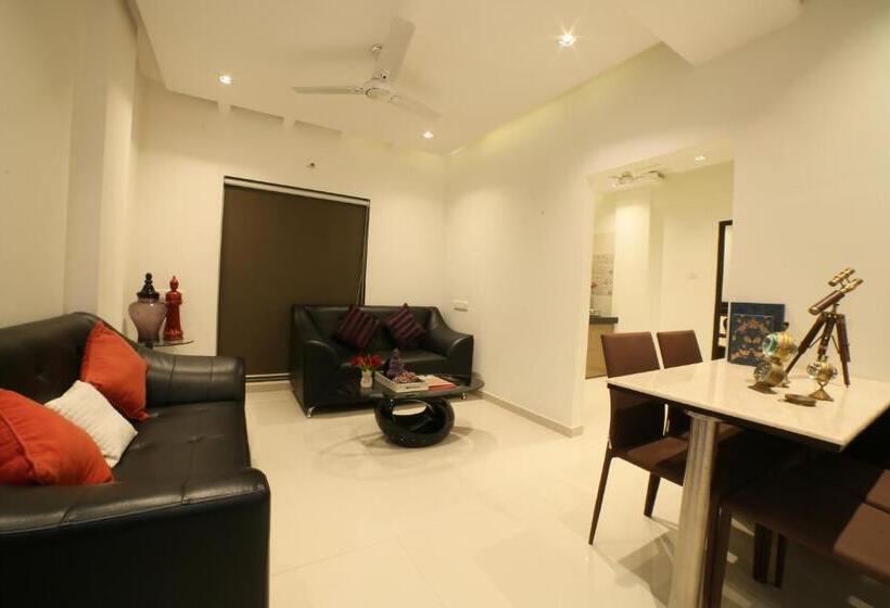 Hotelli Acons Palm Beach