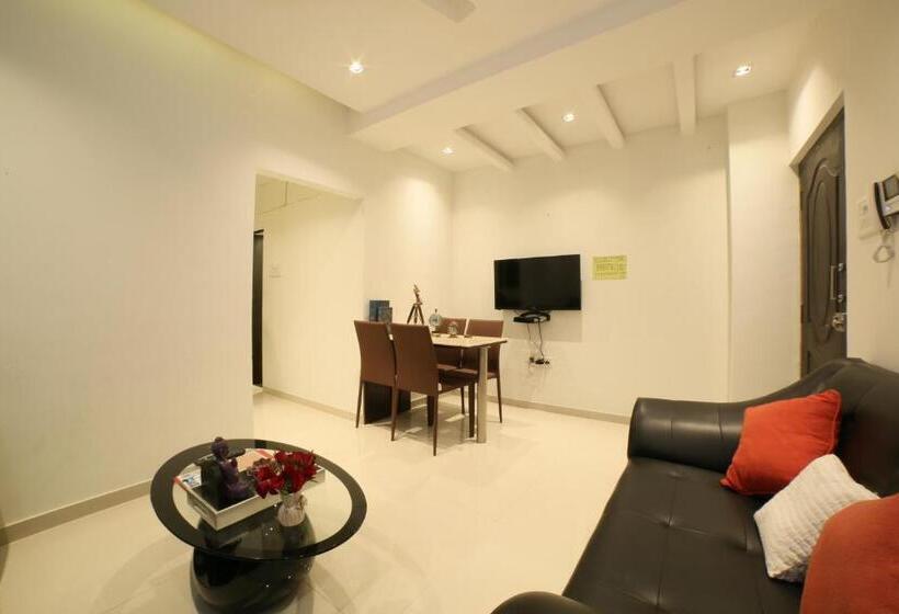 Hotelli Acons Palm Beach