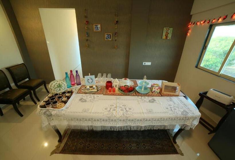 Hotelli Acons Palm Beach