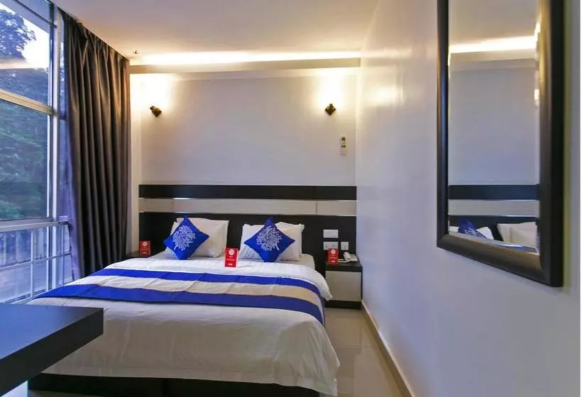 ホテル Oyo Rooms Tuanku Jaafar Hospital