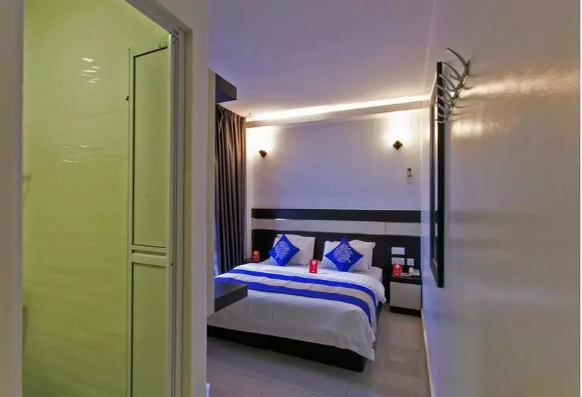ホテル Oyo Rooms Tuanku Jaafar Hospital