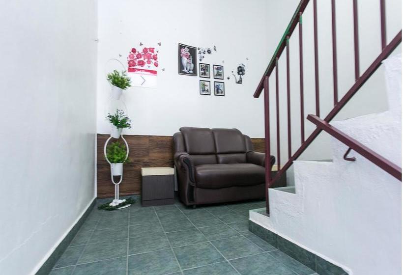 Hotel Oyo Rooms Tuanku Jaafar Hospital