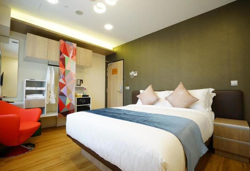 هتل Zen Premium Kallang