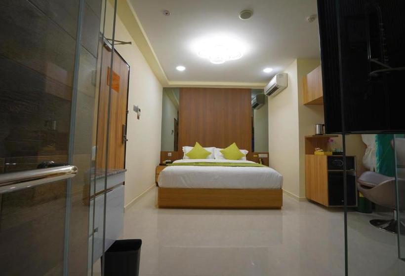 هتل Zen Premium Kallang