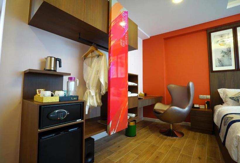 هتل Zen Premium Kallang