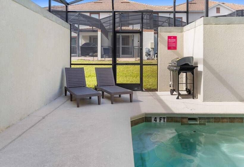 1570 Sandbagger Drive