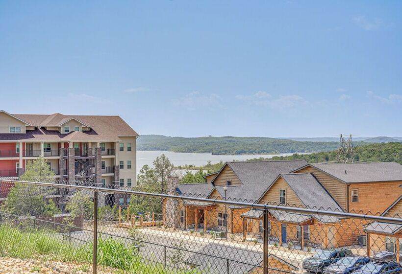 Branson Log Cabin Near Silver Dollar City & Lake!