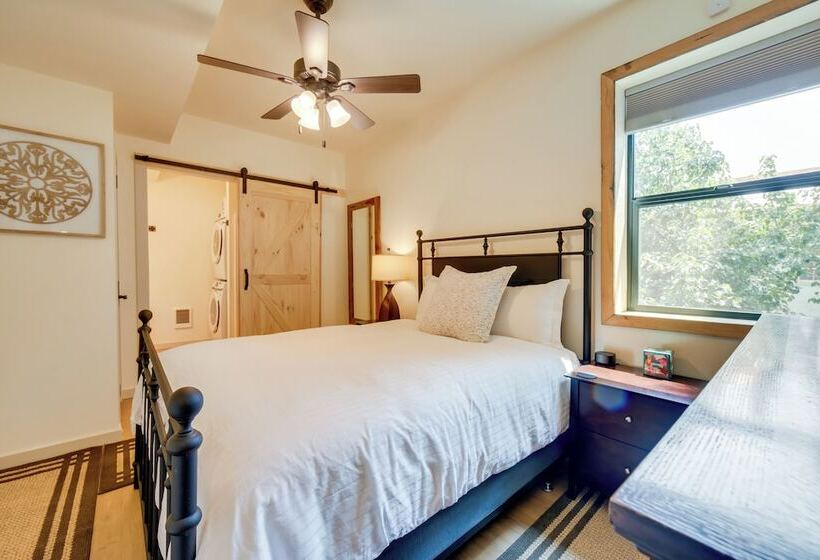 Central Virginia City Home W/ Deck!