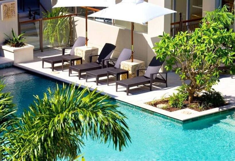 Coastal Bliss Studio   Santai 224