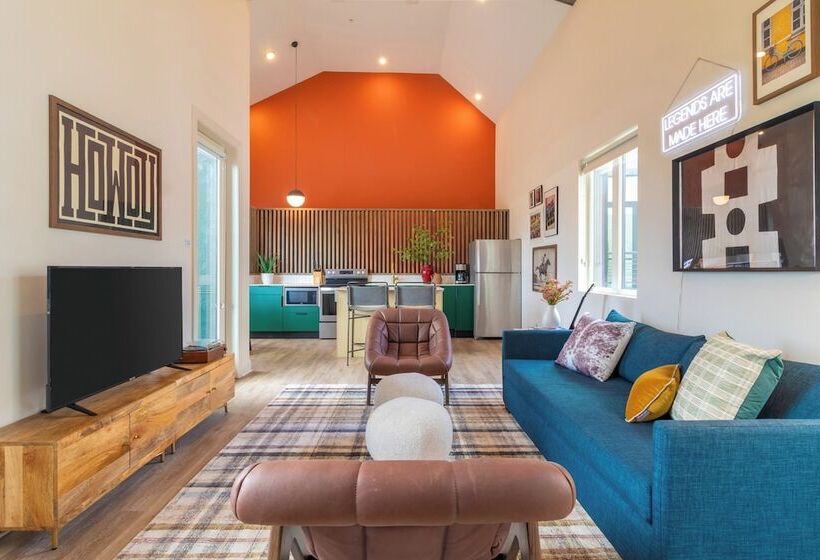 Conway Buyout   2 Units By Avantstay Dt Nash!