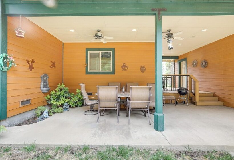 Cozy Chester Home W/ Patio & Lake Access!