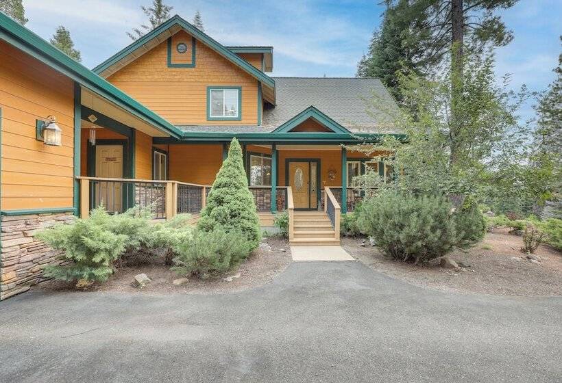 Cozy Chester Home W/ Patio & Lake Access!