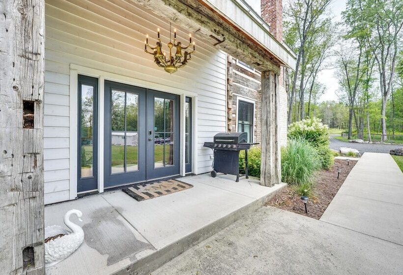 Eclectic Ulster County Cabin ~ 14 Mi To Waterfalls