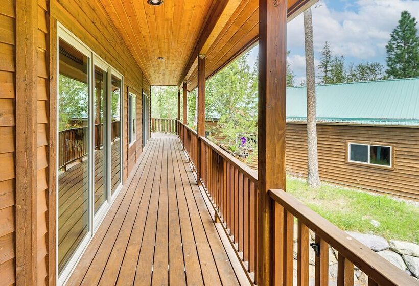 Home Near Glacier National Park W/ Hot Tub & Deck!