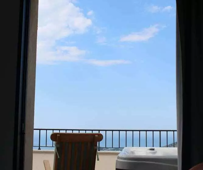 Hotelli Le Belvedere