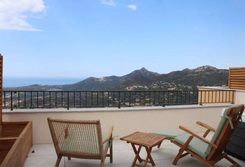 Hotelli Le Belvedere