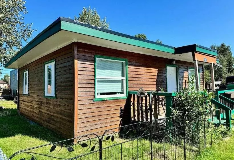 Majatalo Midtown Oasis