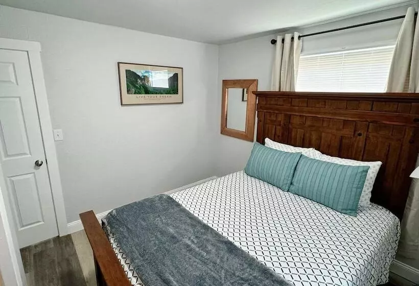 Majatalo Midtown Oasis