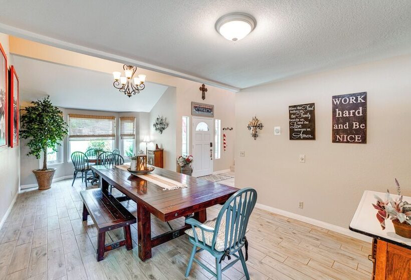 Pet Friendly Riverside Retreat W/ Private Hot Tub!