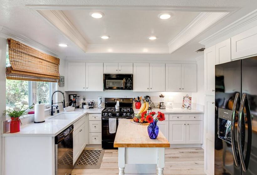 Pet Friendly Riverside Retreat W/ Private Hot Tub!