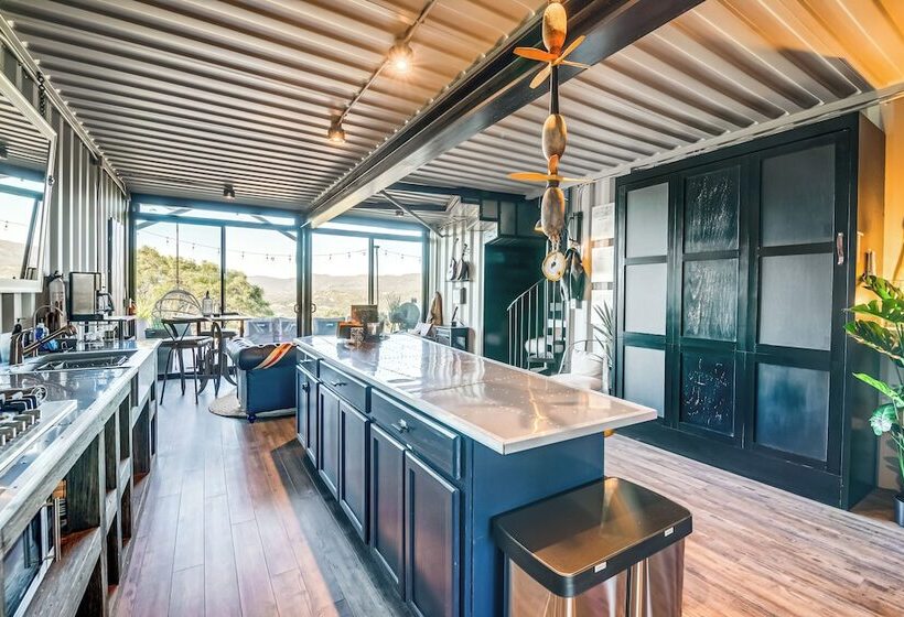 Fallbrook Airplane Home W/ Fire Pit & Mtn Views!