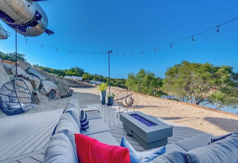 Fallbrook Airplane Home W/ Fire Pit & Mtn Views!