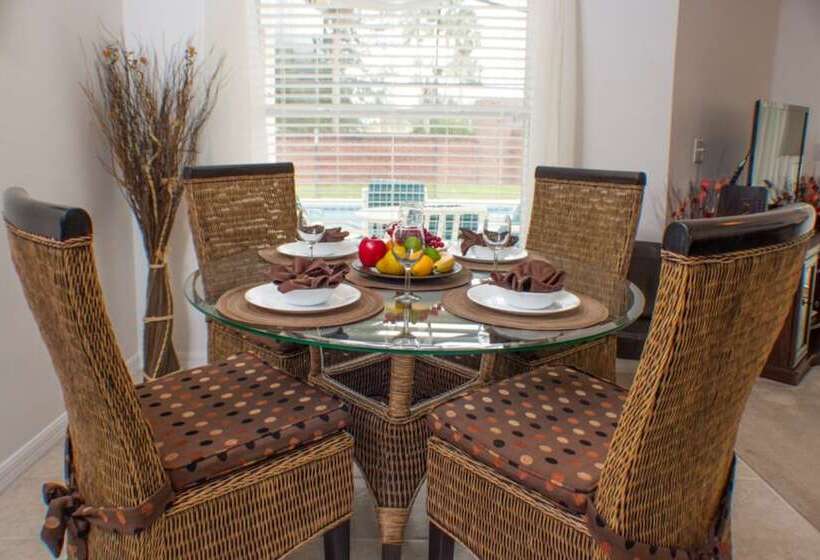 Andy S Westridge Villa