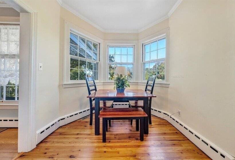 민박 The Oakdale Inn