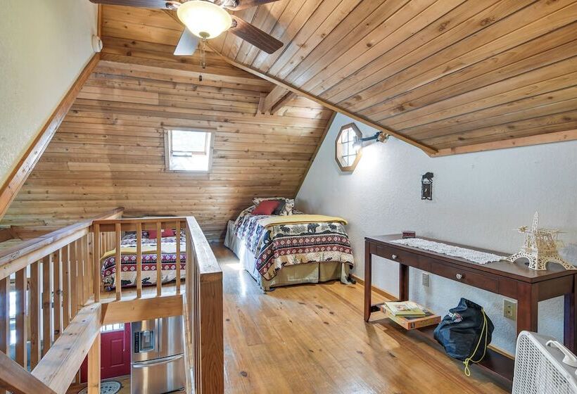 3 Mi To Table Rock Lake: Cabin W/ Fire Pit!