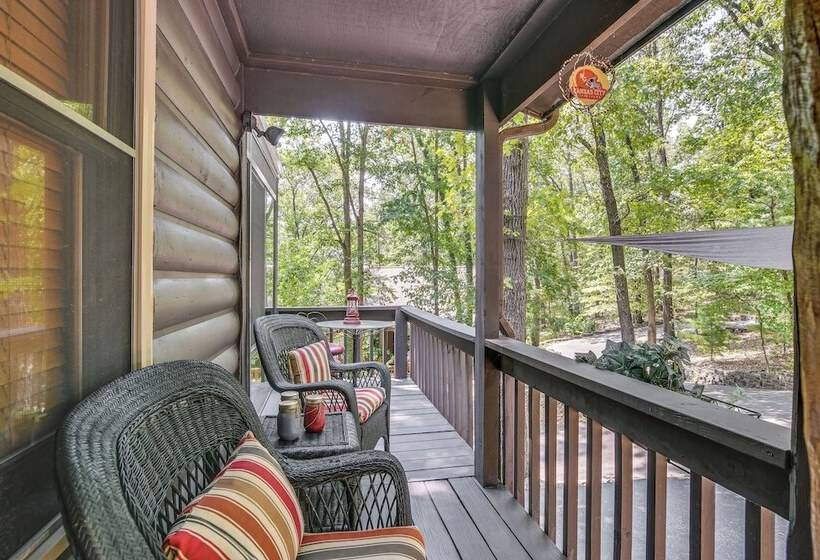 3 Mi To Table Rock Lake: Cabin W/ Fire Pit!