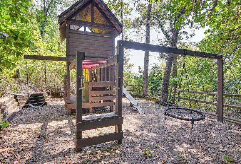 3 Mi To Table Rock Lake: Cabin W/ Fire Pit!