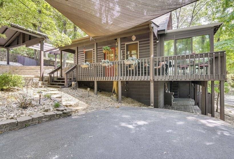 3 Mi To Table Rock Lake: Cabin W/ Fire Pit!