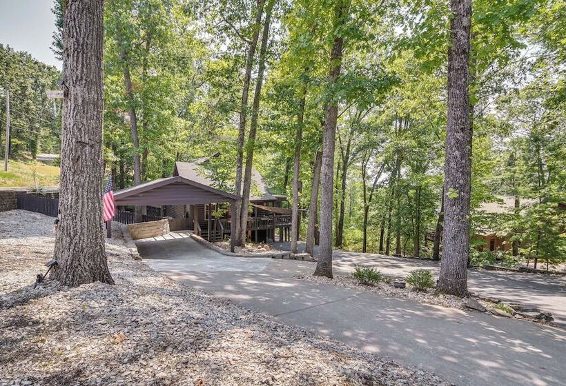 3 Mi To Table Rock Lake: Cabin W/ Fire Pit!
