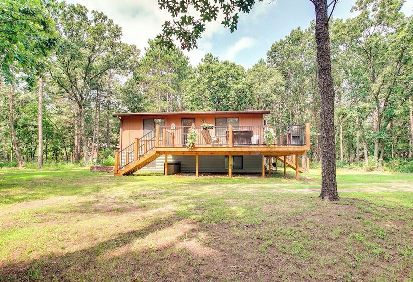 Central Wisconsin Cabin: Golf, Lakes & Trails!