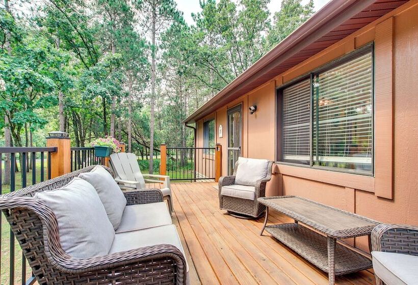 Central Wisconsin Cabin: Golf, Lakes & Trails!