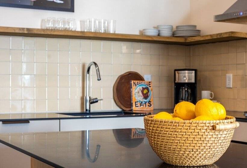 Conway Full B Buyout By Avantstay Sleeps 30