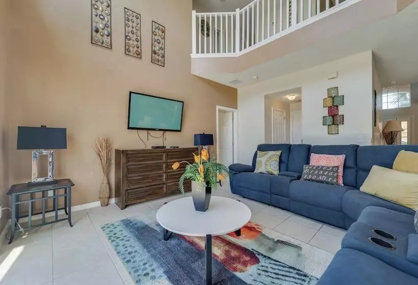 Daniel S Solana House