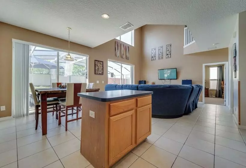 Daniel S Solana House