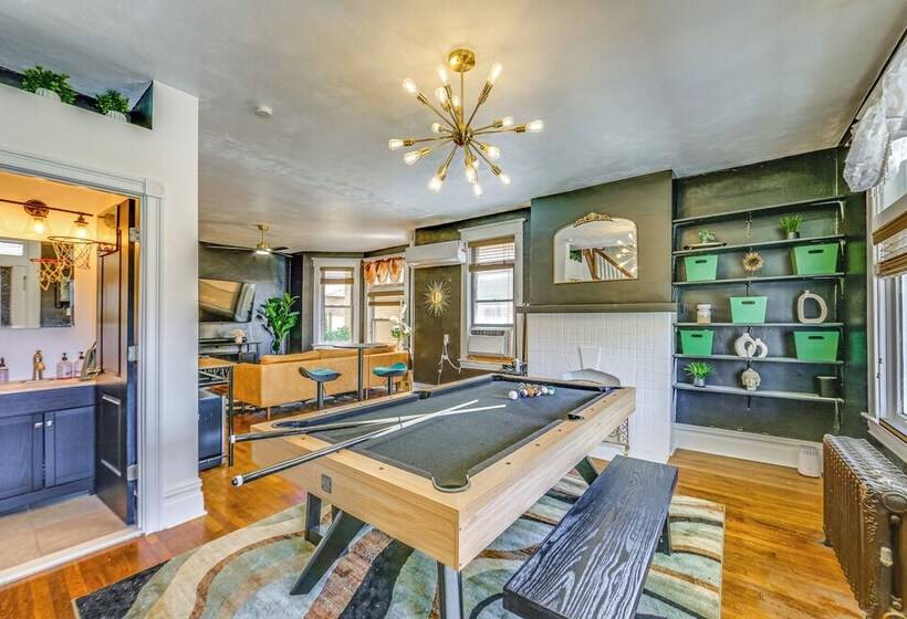 Dog Friendly Pittsburgh Home, 3 Mi To Downtown!