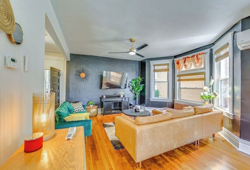 Dog Friendly Pittsburgh Home, 3 Mi To Downtown!